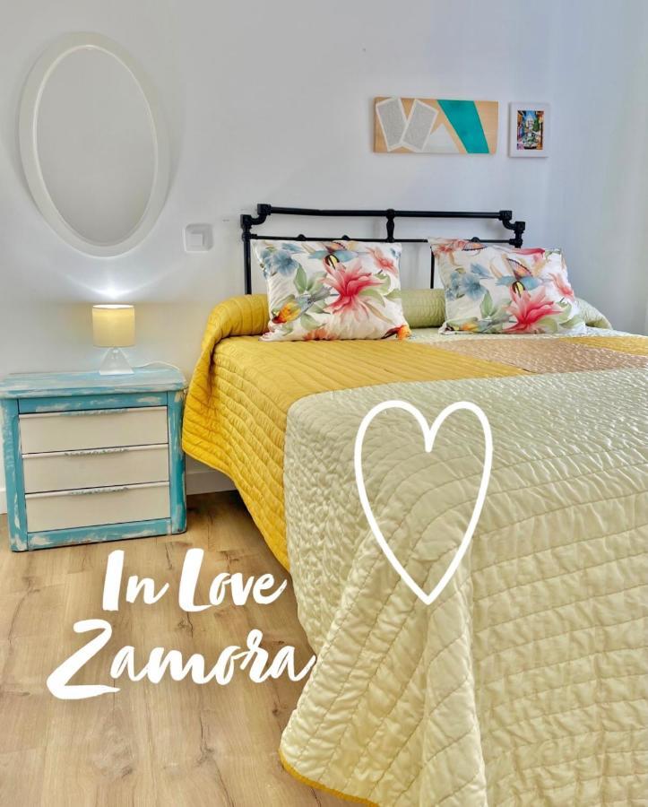In Love Zamora Dış mekan fotoğraf